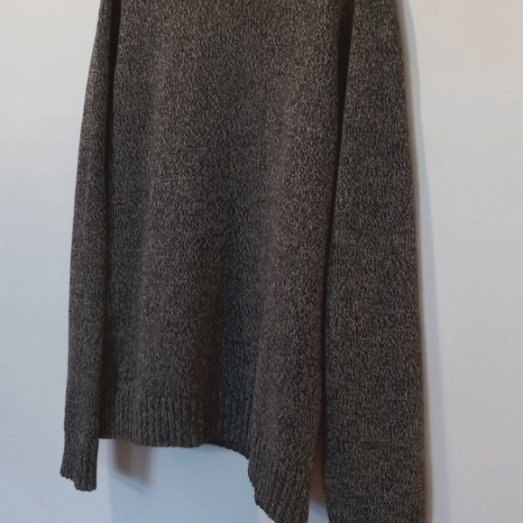 CROFT & BARROW SWEATER - Picture 7 of 11